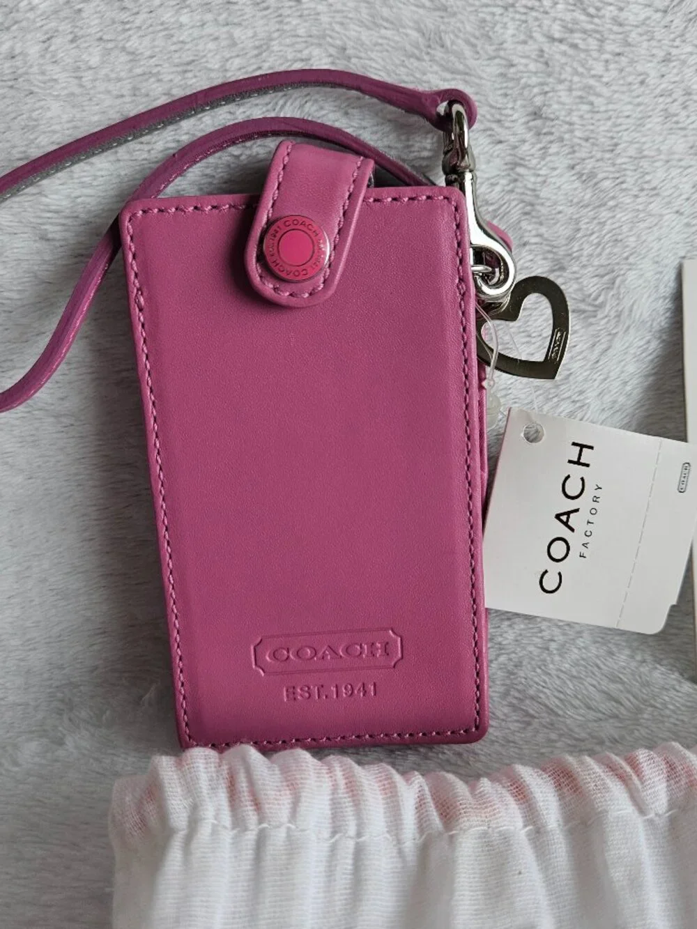 Vintage COACH Rare PINK MINI iPod Case NWT Y2K Era Pink Heart Charm